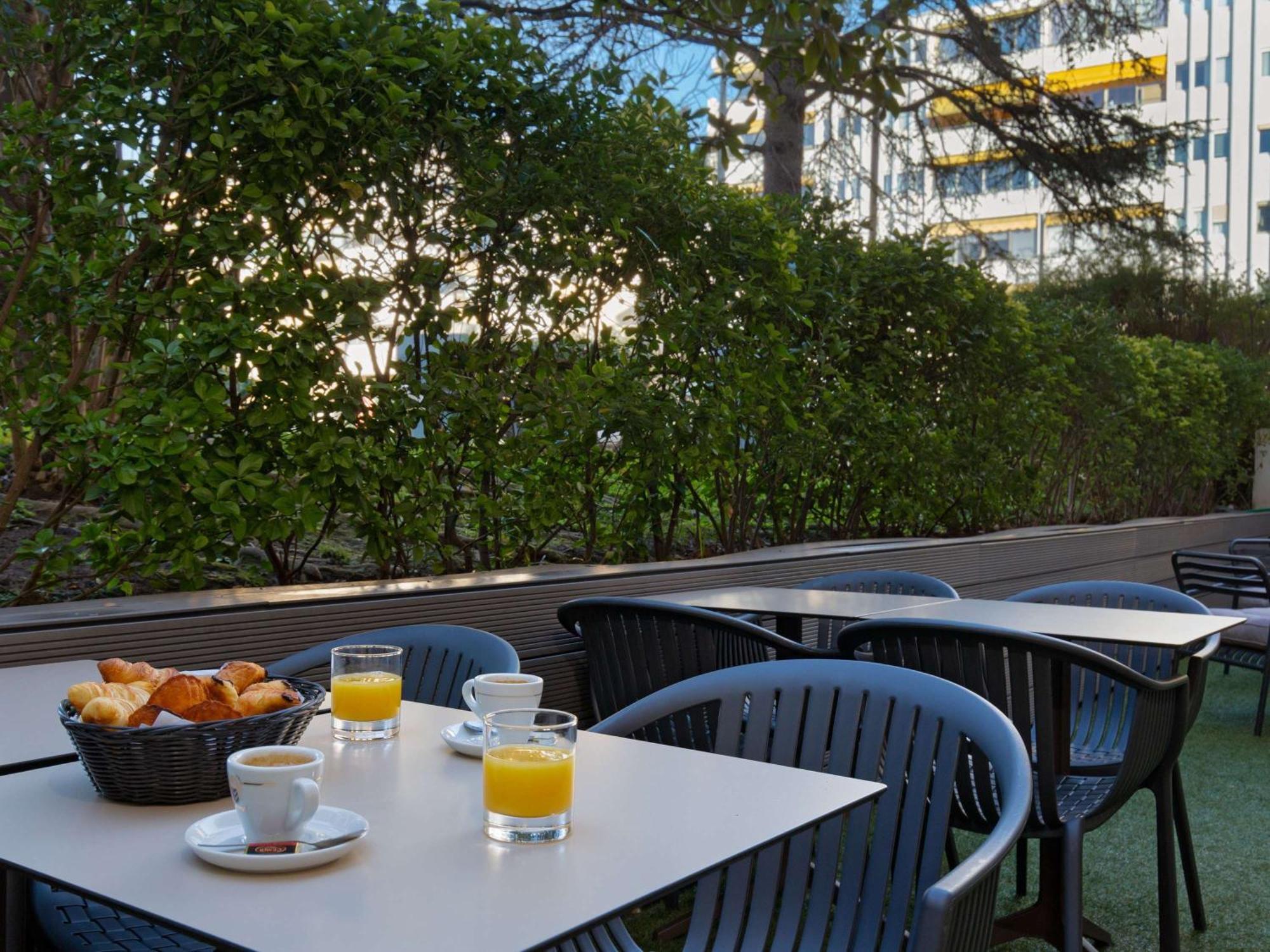 Ibis Styles Cannes Le Cannet Esterno foto