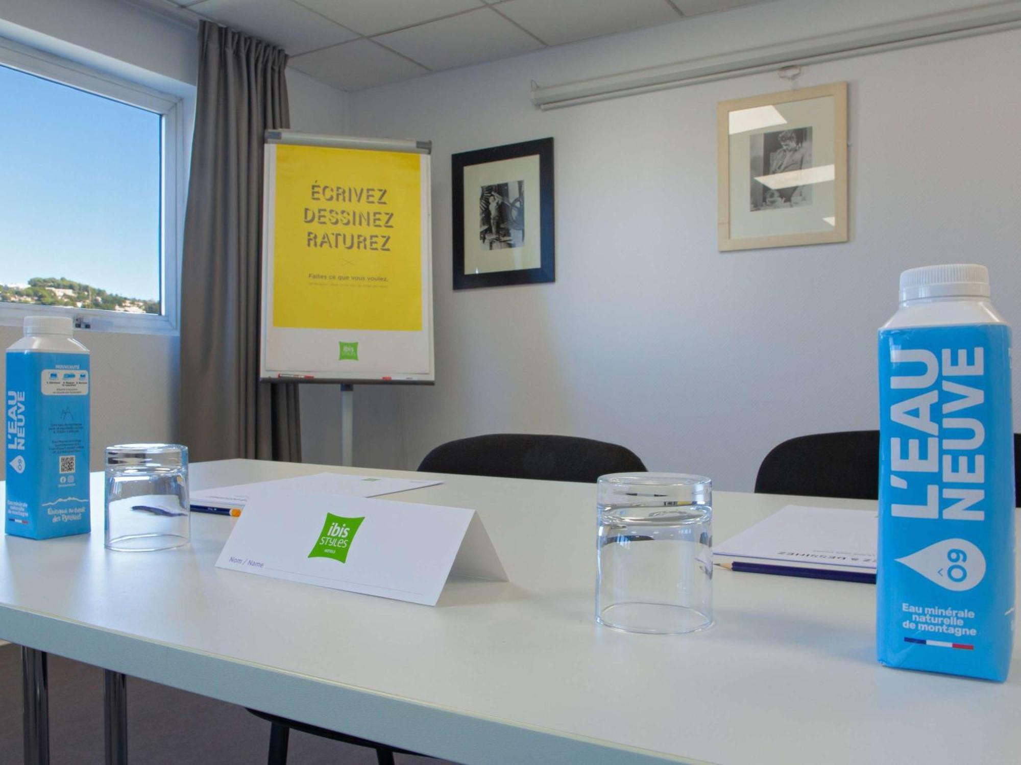 Ibis Styles Cannes Le Cannet Esterno foto
