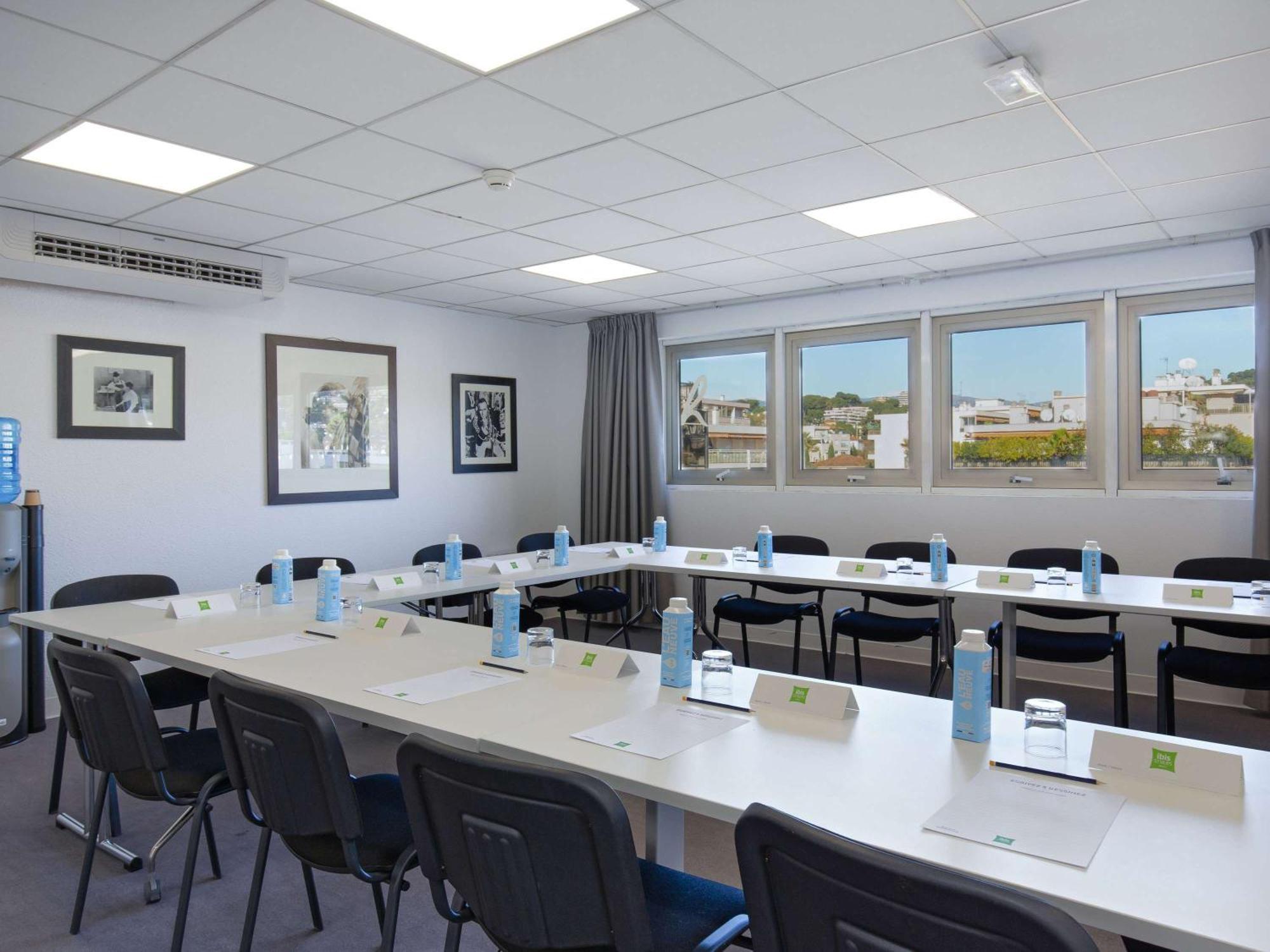 Ibis Styles Cannes Le Cannet Esterno foto