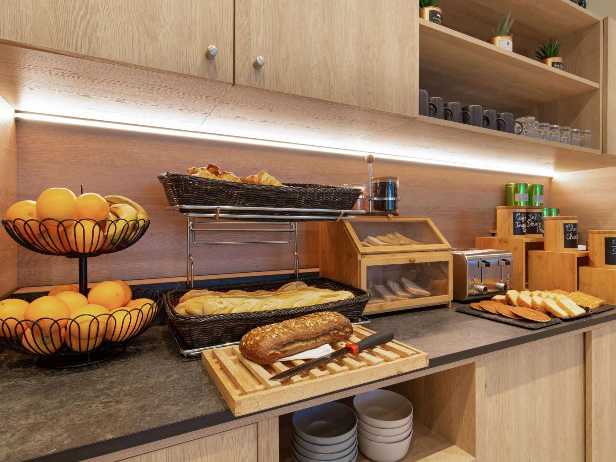 Ibis Styles Cannes Le Cannet Esterno foto