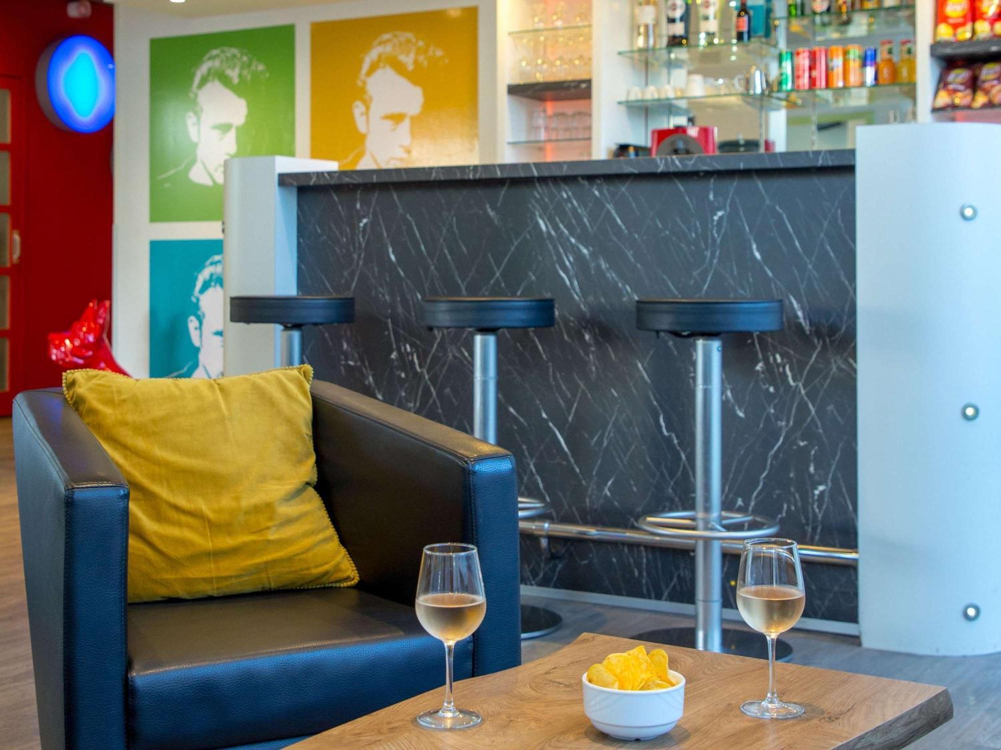 Ibis Styles Cannes Le Cannet Esterno foto